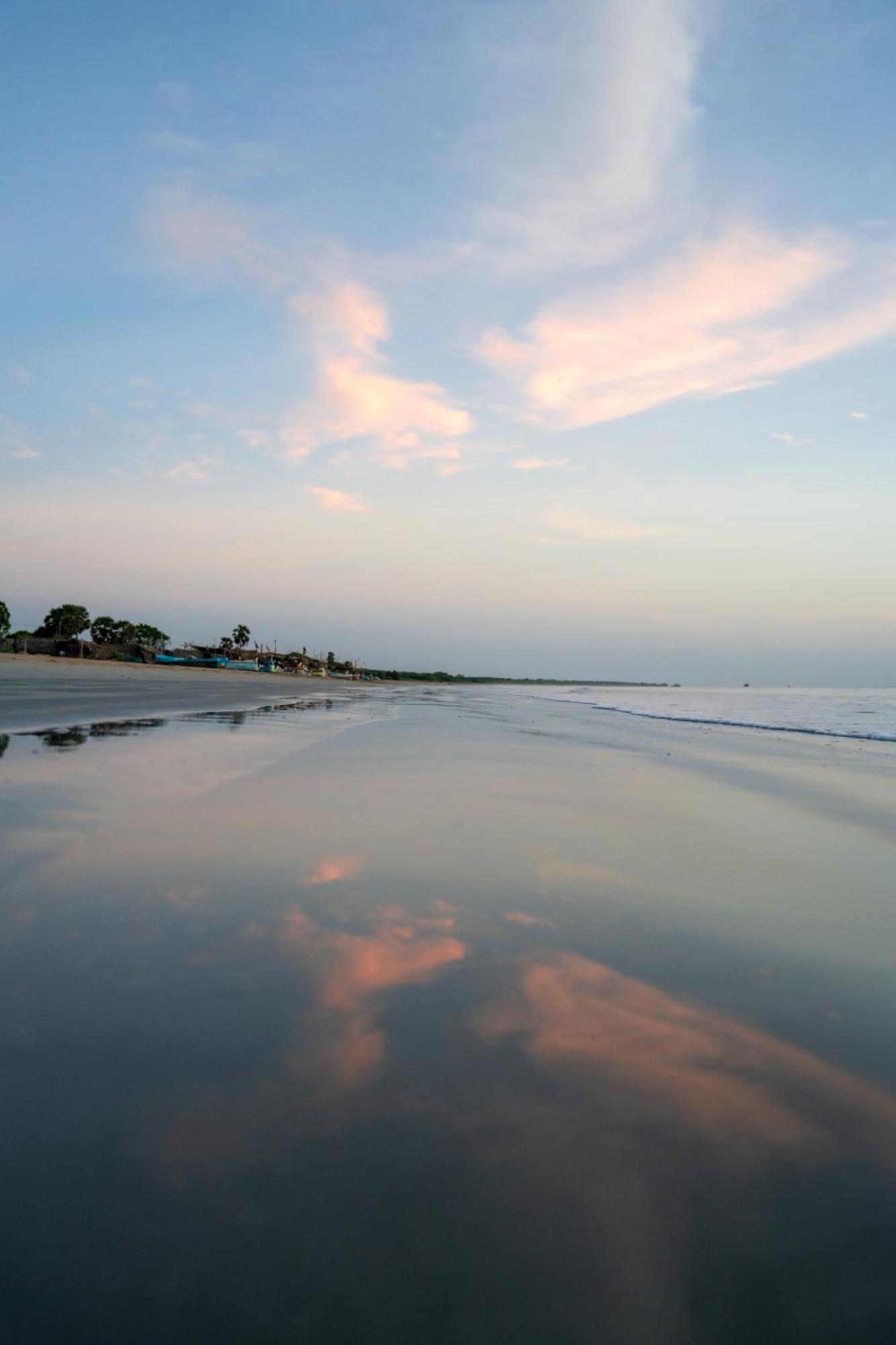 Amanta Beach Nilaveli Exterior photo