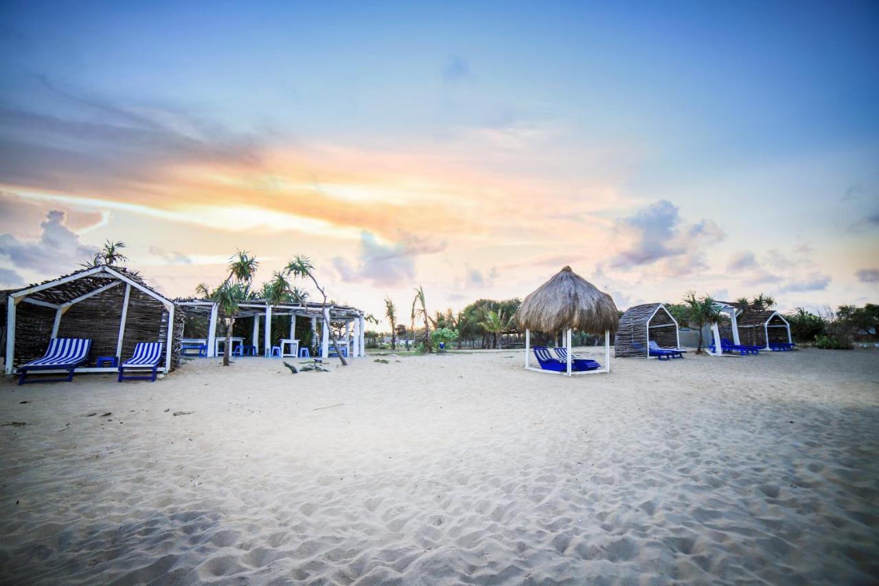 Amanta Beach Nilaveli Exterior photo