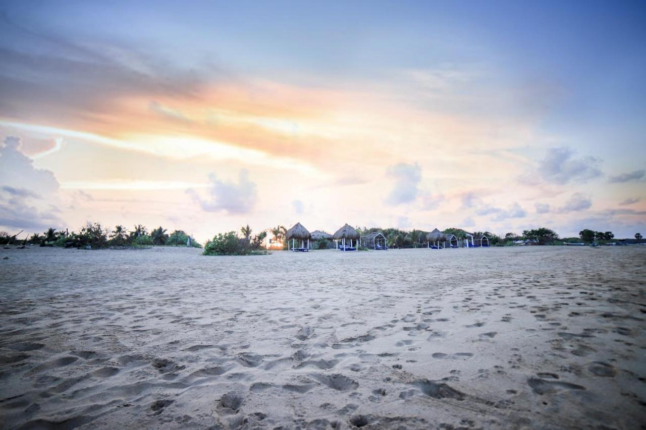 Amanta Beach Nilaveli Exterior photo